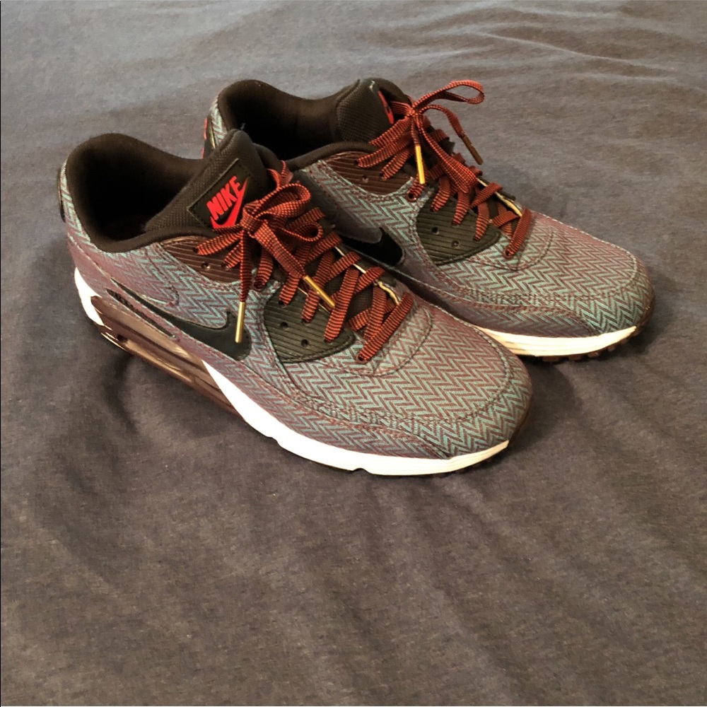 Air max suit and tie